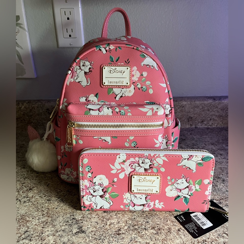 NWT LOUNGEFLY DISNEY MARIE PINK FLORAL BACKPACK AND WALLET SET